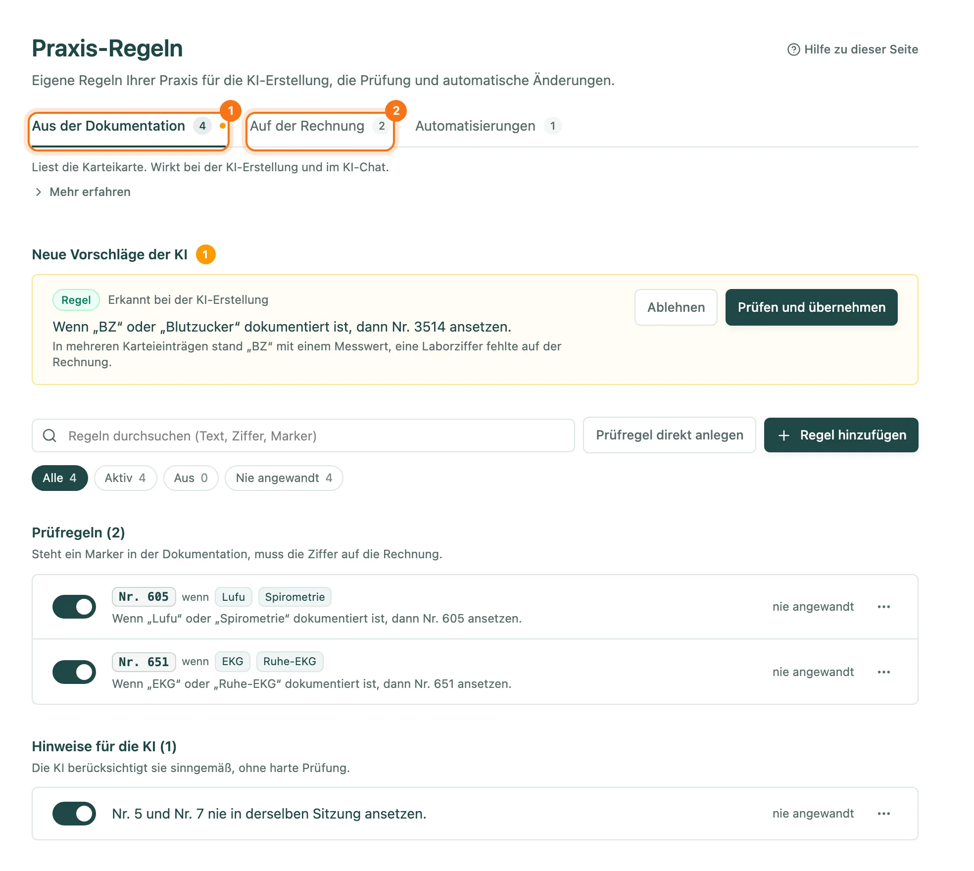 Seite Praxis-Regeln mit den Reitern Aus der Dokumentation und Auf der Rechnung, einem Vorschlag der KI und zwei Prüfregeln